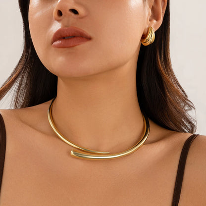 Smooth Metal Spring Collar